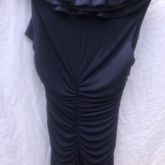 Navy formal floor-length gown by Laundry. - Picture 1 of 5